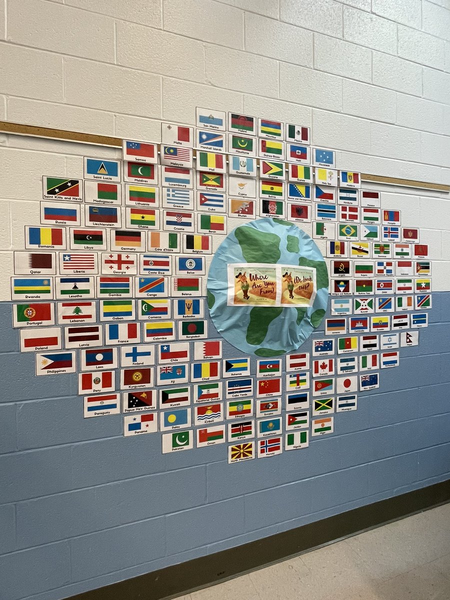 GloriaJCSL's tweet photo. Our #languagestoriestree is ready for some leaves. Hope you join us for our next parent meeting. Can’t wait to hear your language story and learn more about your dreams, values and who and what connects us.  @HHESHUSKIES #buildingcommunity #buildingrelationships 
@CSconnect_MCPS https://t.co/4A5rSWuF5f