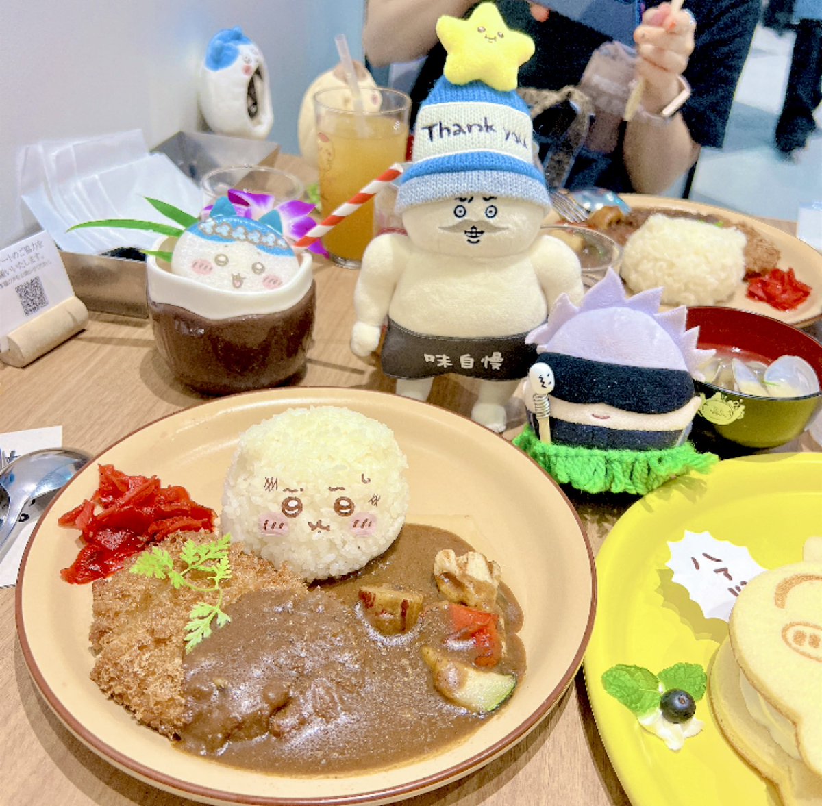 nununu_adv5's tweet photo. ちーーーかわDAY！
念願のパークとカフェ！
びんよよ無事ゲット〜✨ﾋﾞｮﾝﾋﾞｮﾝｯ🎶 https://t.co/ERLQrMyTjR