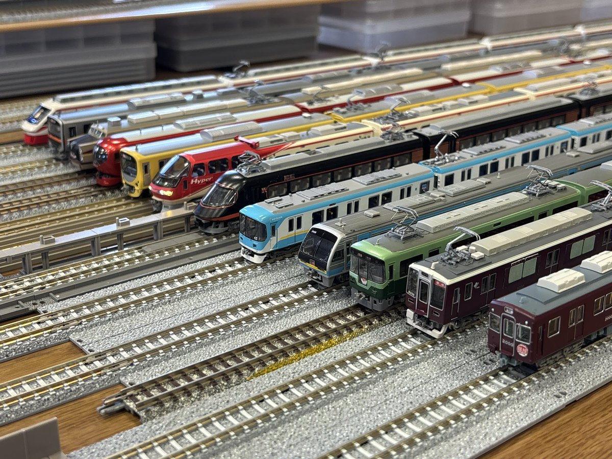 Otsuka11201's tweet photo. 電車でD競技仕様車両ミーティングが開始
まじで楽しい
車両は自分と@AstraeaDenD さんの共演 https://t.co/OxqgMbC9JC