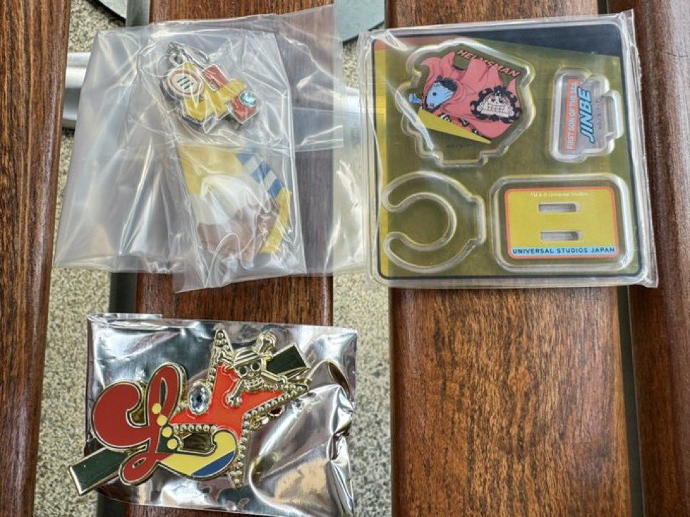 mihyo0310's tweet photo. 【交換】 USJ ユニバ ワンピース コレクタブル ヘアピン チャーム アクリルスタンド

譲: ルフィ、ウソップ、ジンベエ

求: 同種チョッパー
      (チャームのみナミ、ブルックも可)

本日パーク内にて交換可能です。
検索からもお気軽にお声がけください。 https://t.co/Ve7qzZiYXF