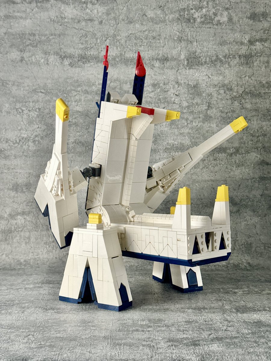 VaioHalcas's tweet photo. レゴでブリジュラスを作りました！
変形してエレクトロビーム射出形態になります

#LEGOポケモン部 https://t.co/gEBHmsdXZa