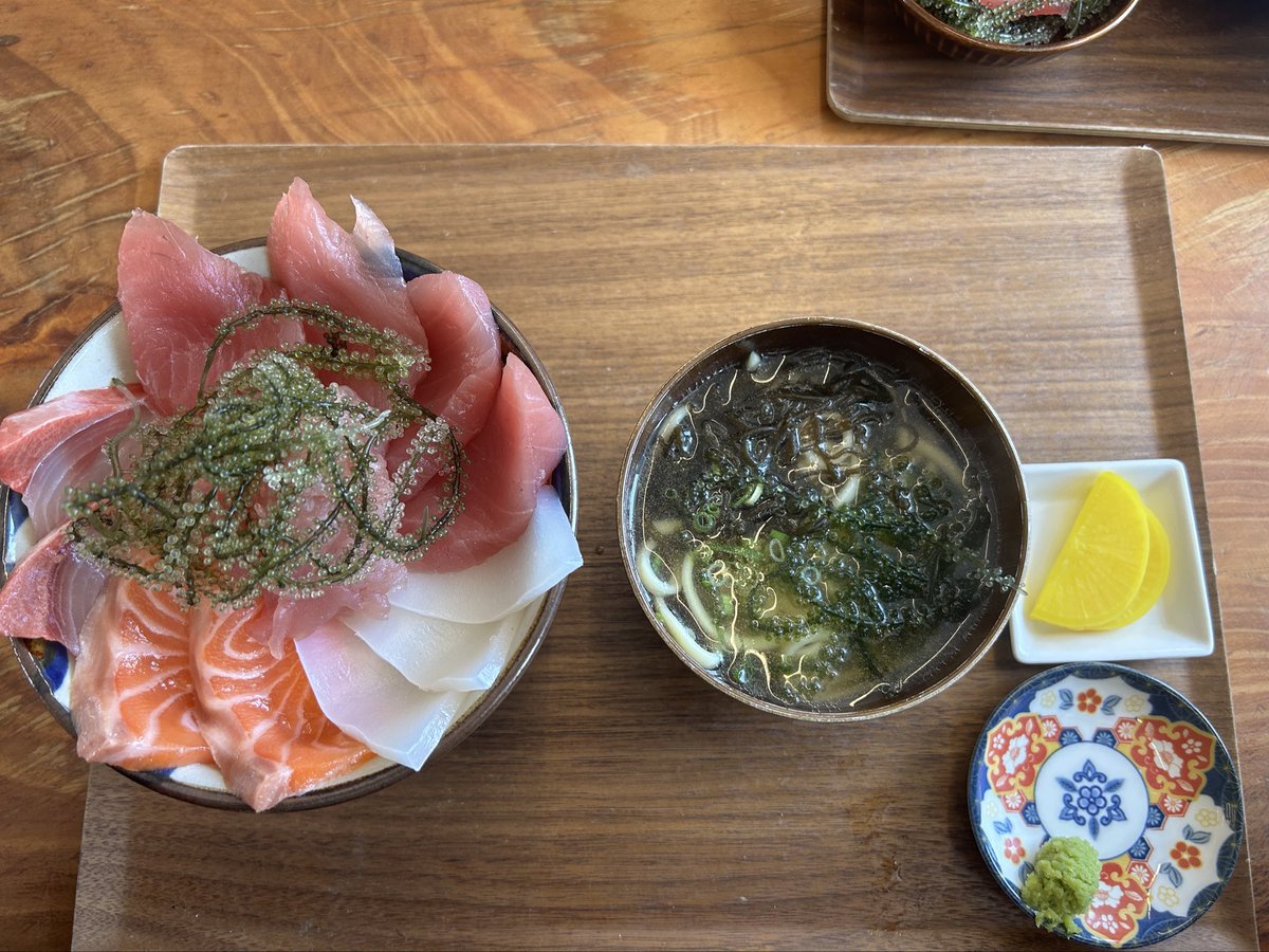 mtymrk1220's tweet photo. 海鮮丼🐟✨ https://t.co/FQMBh9c09g