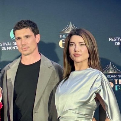PhenomenalLCole's tweet photo. @raqsunique @YourFavDione Never give up! #Here4Sinn fuck the haters and the agenda shippers! #sinn #SinnNation https://t.co/uHgfRTJOhS
