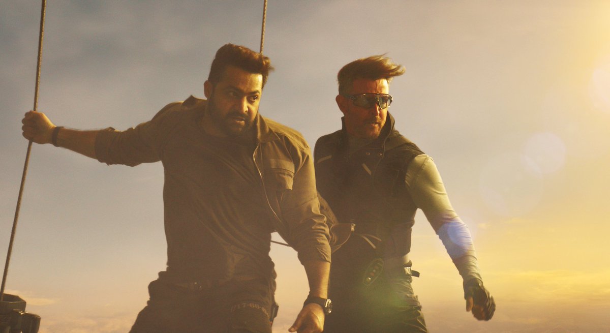 Nani_tweets9999's tweet photo. Maddddddd interval fightttttt 🔥
@tarak9999 @iHrithik 

#1YearForWAR2 #War2 https://t.co/j9qjMchiSx
