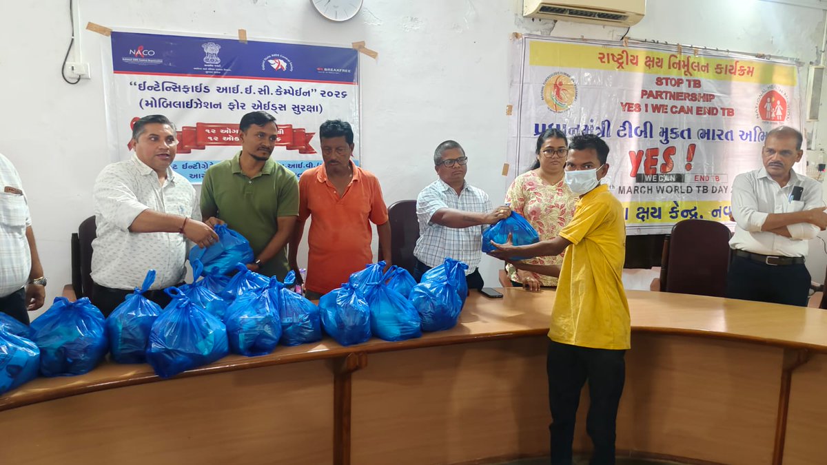 TSBCC_GAN's tweet photo. END HIV STIGMA, NOT PEOPLE.
An impactful HIV/AIDS Awareness &amp; IEC Seminar at Bilimora promoted prevention, testing, treatment and compassion. Nutrition kits were also provided to TB patients.
Together for a healthier, stronger, HIV &amp; TB-free society! https://t.co/zUbjDPdtgm