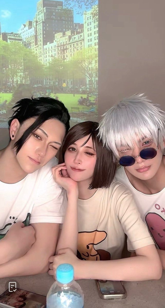 Jin_cosplayer's tweet photo. 明日は、さしすでコミケ参加するから
みんな声かけてね〜！
人生初コミケ！楽しみだ！

@sakutao_ 
@kai_cos195 https://t.co/CBQMrp8PZz