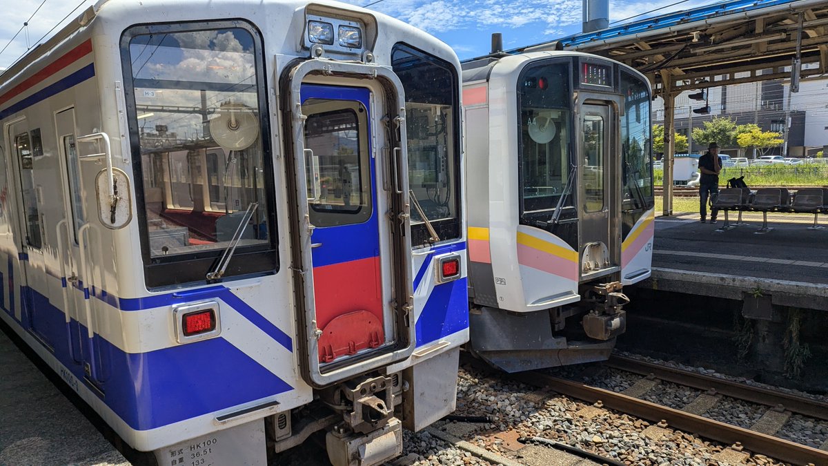 orix_bs34's tweet photo. 初代の電車でGOで、大変お世話になった
北越急行ほくほく線に乗りにきました。
途中、トンネルだらけで
デジタルデトックスには持ってこいです。 https://t.co/lXl2O0mTSA