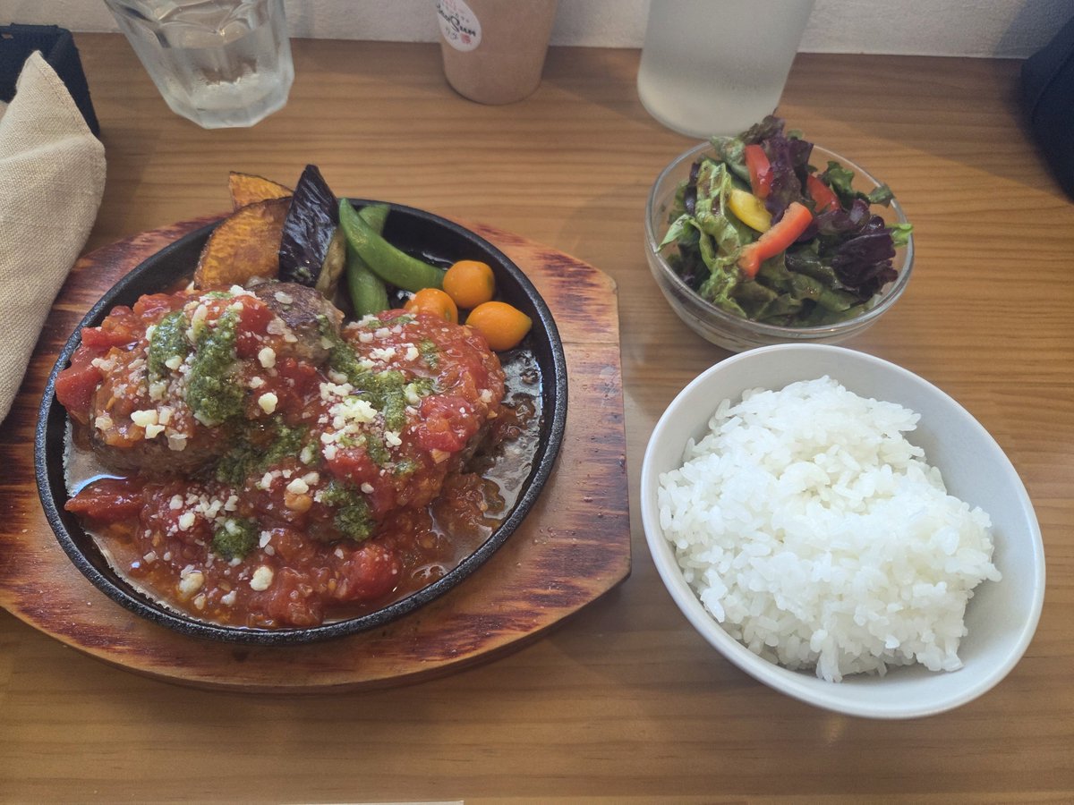 madoka_ariris's tweet photo. 欲張って2個も食べてしまった…
わんぱく過ぎるわ私w
これ以外に写真撮り忘れた🤣 https://t.co/vXiGdJBmiC