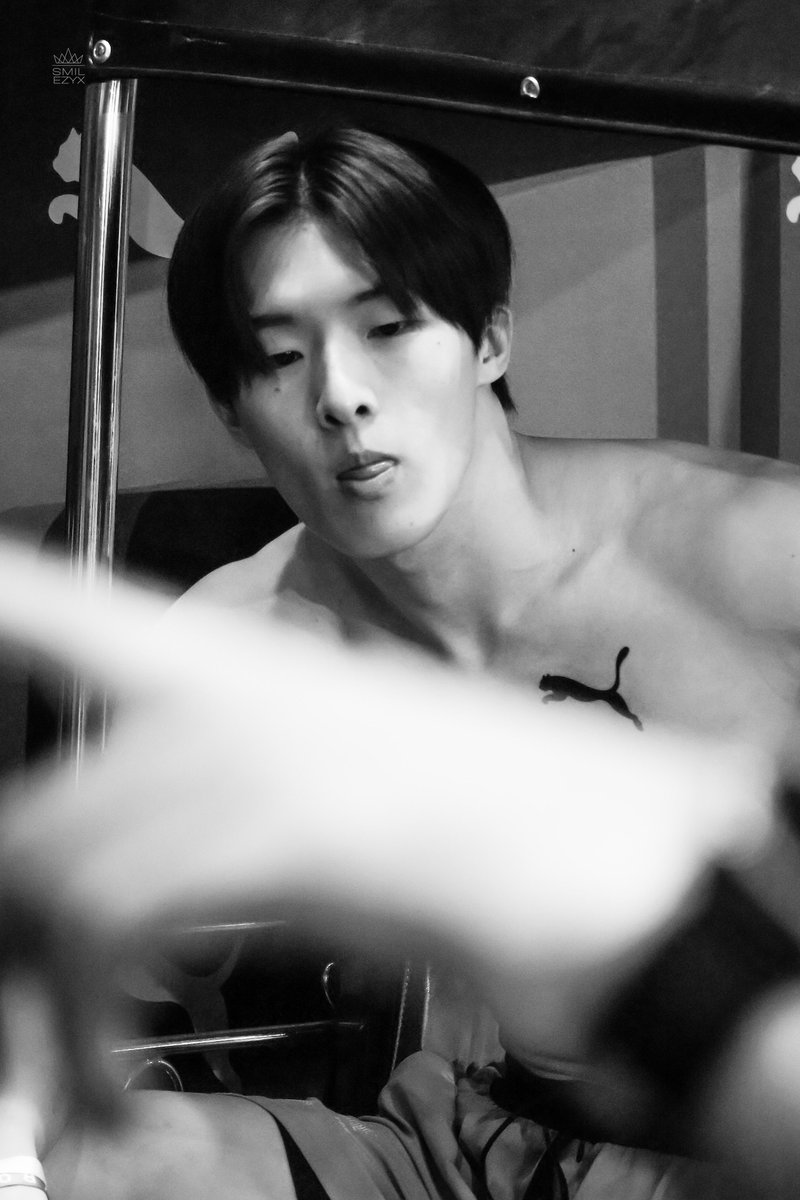 _smilezyx's tweet photo. 260813
ไม่ถนัดแต่งรูปโทนนี้ แต่ลองดูก่อน🫠🫠🫠

#ฮายคิมไฮรอกซ์ 
#KIMJiGoesToHyrox
#PROXIEKim #PROXIEth https://t.co/aW80ex1VJA