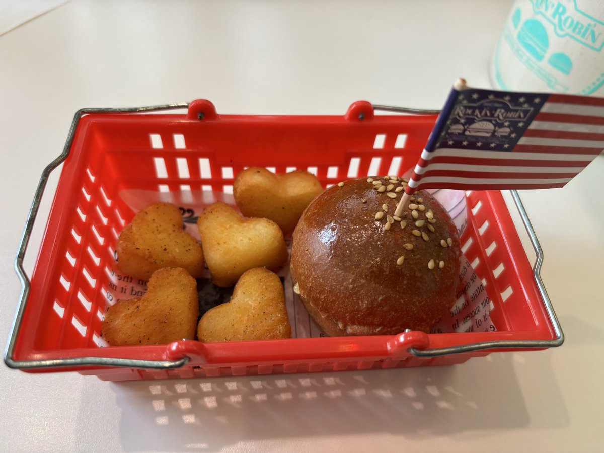 ru_kunhpp's tweet photo. ふわりオススメ✨️ロッキンロビン🍔 https://t.co/qXPwn5yMkC