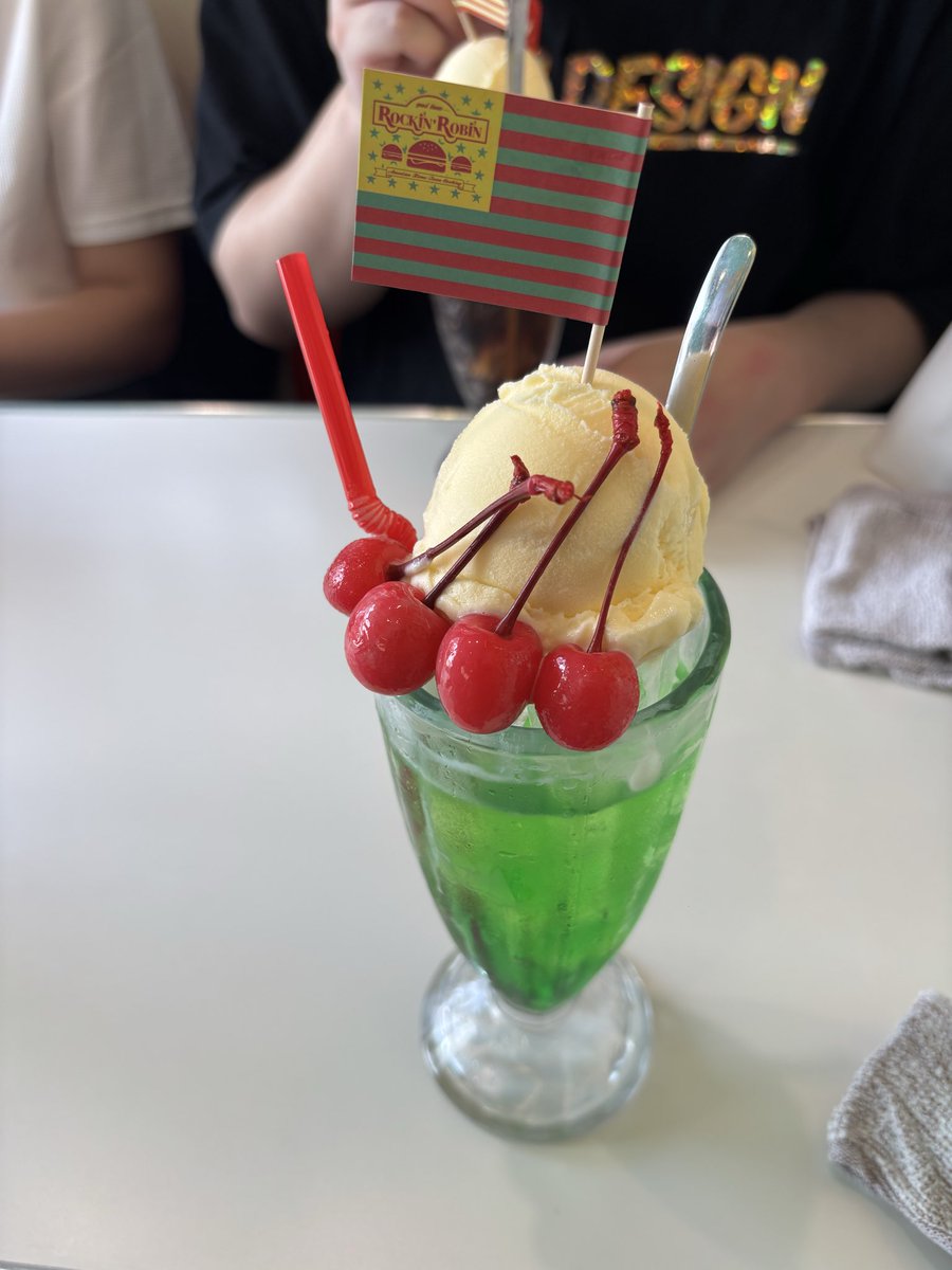 ru_kunhpp's tweet photo. ふわりオススメ✨️ロッキンロビン🍔 https://t.co/qXPwn5yMkC