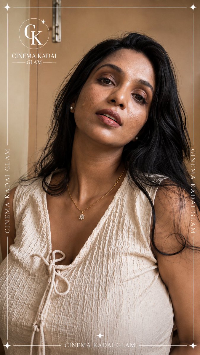 cinemakadaiz's tweet photo. ✨CINEMA KADAI GLAM ✨
Faces that tempts. Looks that stay 💥
In search of tempting face-value models ❤️🔥🔥
#CinemaKadaiGlam #TemptingFaces #FaceValue #Kollywood #TamilModels https://t.co/HabgBH3BmQ