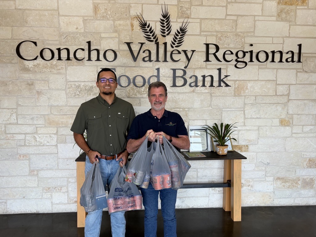 AEPTexas's tweet photo. As part of AEP’s company-wide Week of Service, San Angelo employees rallied together to donate money and canned goods to the Concho Valley Regional Food Bank. In total, 22 employees donated $240 as well as 68 cans of food. The food bank states that just one dollar can provide five meals for families in need. Fulls story: https://t.co/opUOzf4GHf

#WeAreAEPTexas #WeekofService #SanAngelo