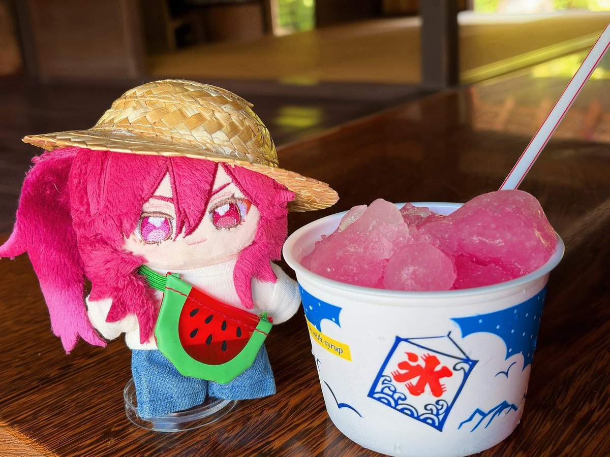 nn1006cm's tweet photo. のぞぬと職場を離れて息抜き🍧 https://t.co/gtz2OxnNif