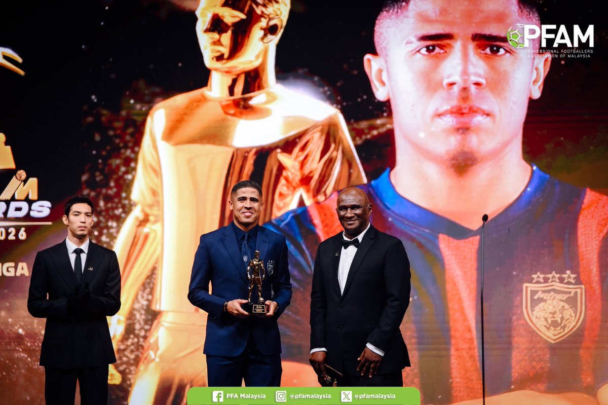 pfamalaysia's tweet photo. Rangkuman sekitar penyampaian trofi Majlis Liga M Awards 2026-2026 yang berlangsung di Auditorium Seri Angkasa, Angkasapuri. 

📸 | @MFL_MY 

#PFAMalaysia
#SupportingThePlayers
#BuildingTheGame
#LMA25-26 https://t.co/GD6GIALJMP