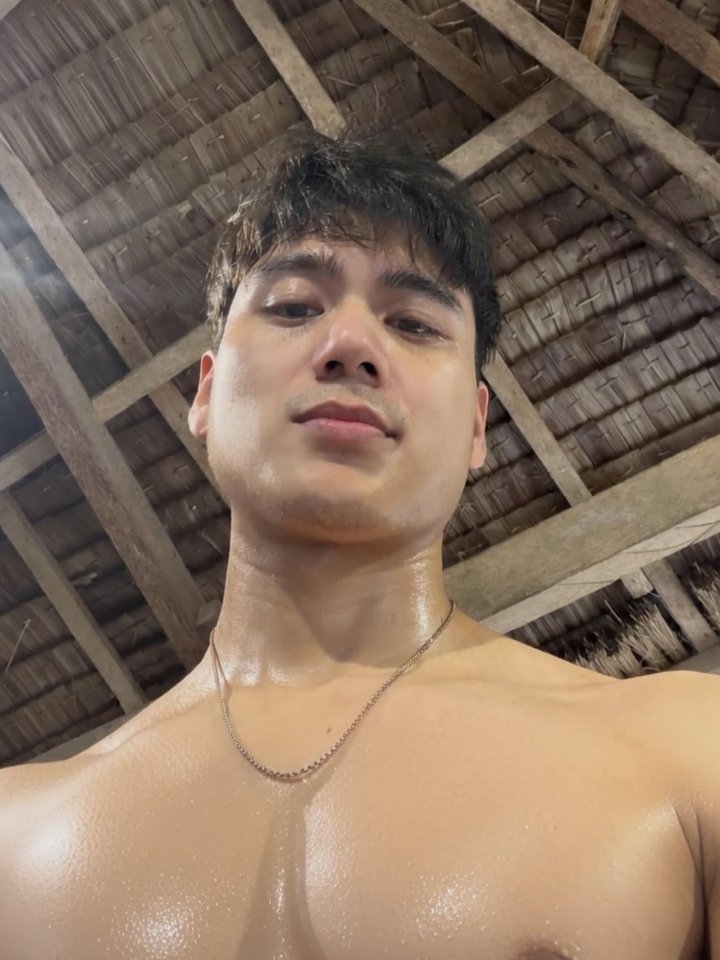 papsdanyel's tweet photo. 🫦 https://t.co/yFNoIVdYae