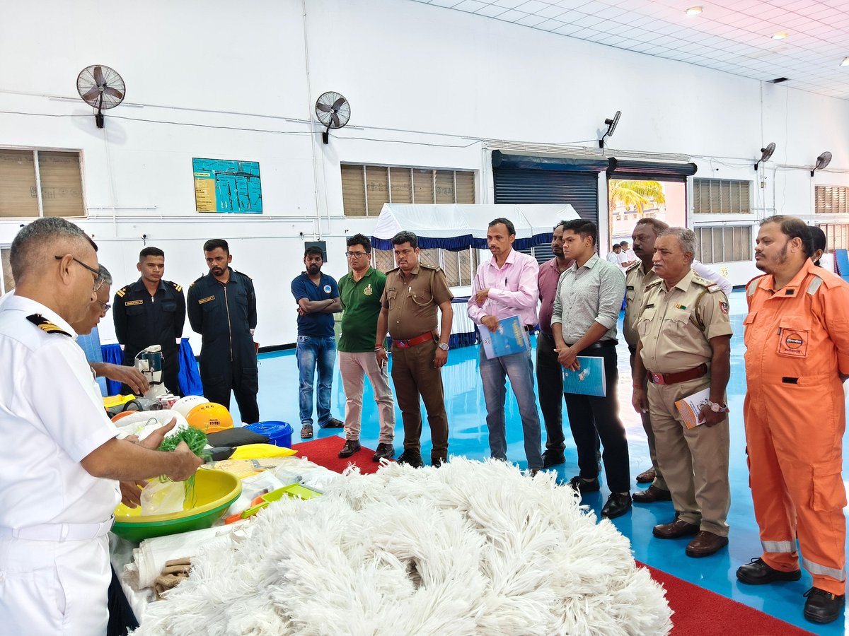 AN_Command's tweet photo. #PollutionResponse | Strengthening Coordination for Cleaner & Safer Seas

#IndianCoastGuard District HQ No. 14, #SriVijayaPuram, under the aegis of #ANC, conducted a District-level #PollutionResponse Training & Exercise on 12–13 Aug 26, with participation from the A&N Pollution Control Committee, District Administration, Disaster Management, Forest Department, #ANPolice, Port Management and #IndianOilCorporationLtd.

The exercise enhanced inter-agency coordination and operational preparedness for an effective response to #MaritimeContingencies, further strengthening #PollutionResponse capabilities.

#EnvironmentProtection #CleanerSeas 
 #DisasterPreparedness  #SafeSeas