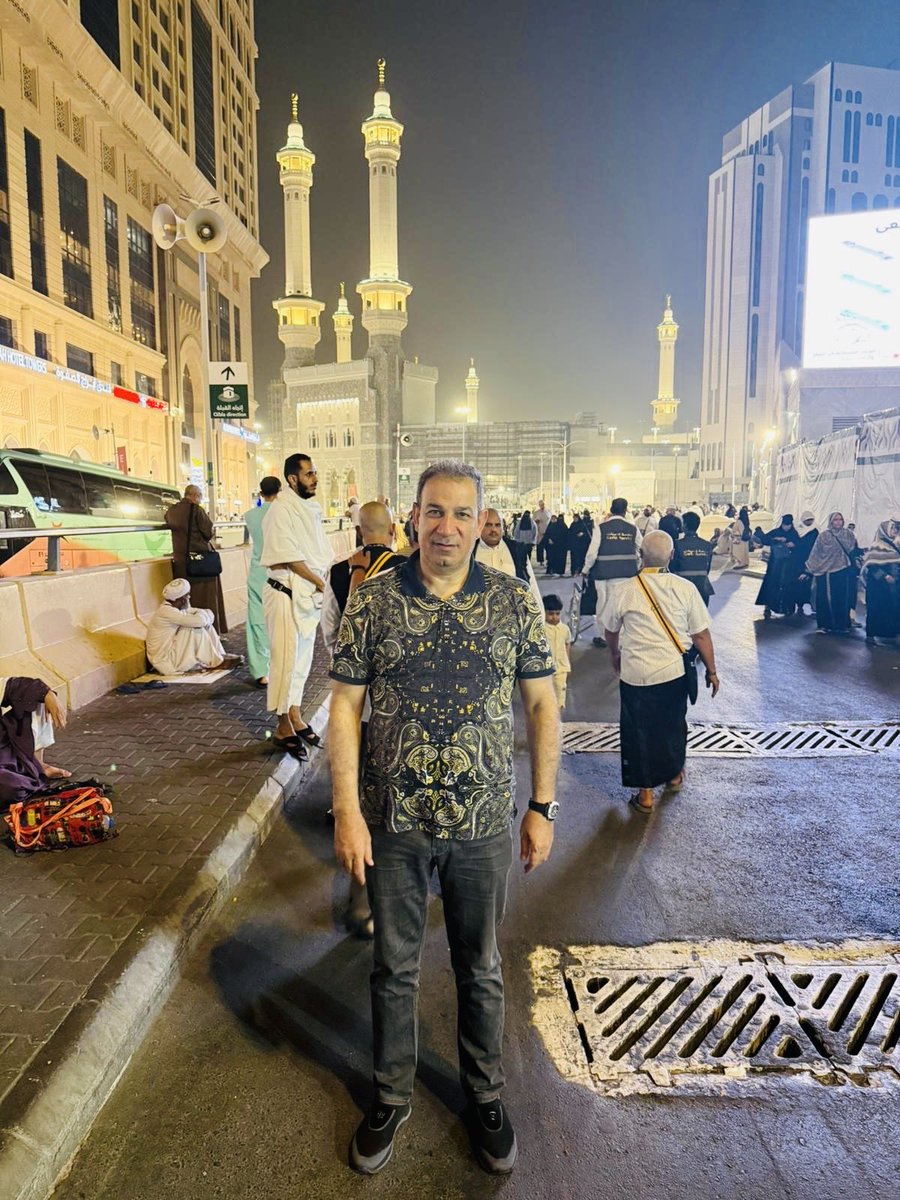 mustafayavvuz's tweet photo. O senin duânı, sen etmeden bilir. 

Kalbinden geçen ama diline dökemediğin, “nasıl anlatırım” diye düğümlendiğin ne varsa hepsi O’na ayan.
Duan varsa duyan var…
Sen sustuğunda da seni duyan bir Rabb’in var. 
İçini ferah tut…
Dularınız kabul ve makbul Cumanız mübarek olsun…
#HayırlıCumalar