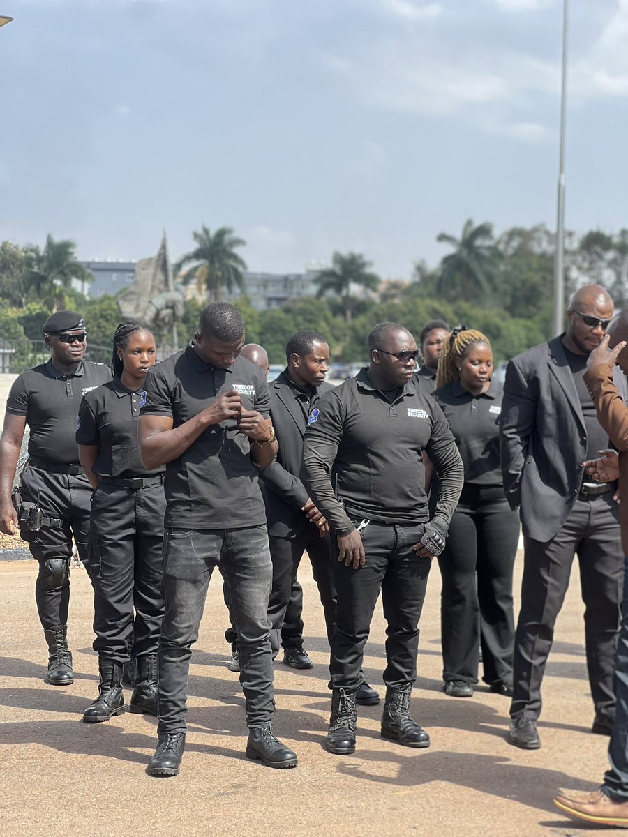 SecurityTimecop's tweet photo. #HAPPENINGNOW 

Morning security briefing underway at Kololo as our team prepares for @kingsaha_256 ‘s Festival . 

We’re on ground, ensuring every security detail is covered ahead of the event.

#TugendeEkololoFestival #TimecopSecurity #Kingsaha #Kololo https://t.co/5HSbxXCTpH