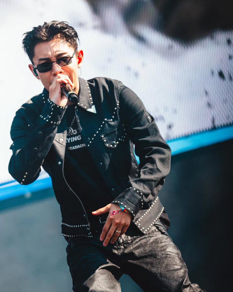 ryullshot's tweet photo. 🃜🃚🃖🃁🂭🂺 

RYUL absolutely NAILED it at HITC! The energy was through the roof! Best performance of the weekend!

⚠︎𝔍𝔞𝔰𝔭𝔢𝔯.𝔣𝔯𝔞𝔪𝔢✌︎㋡ https://t.co/3OUt3VWUog