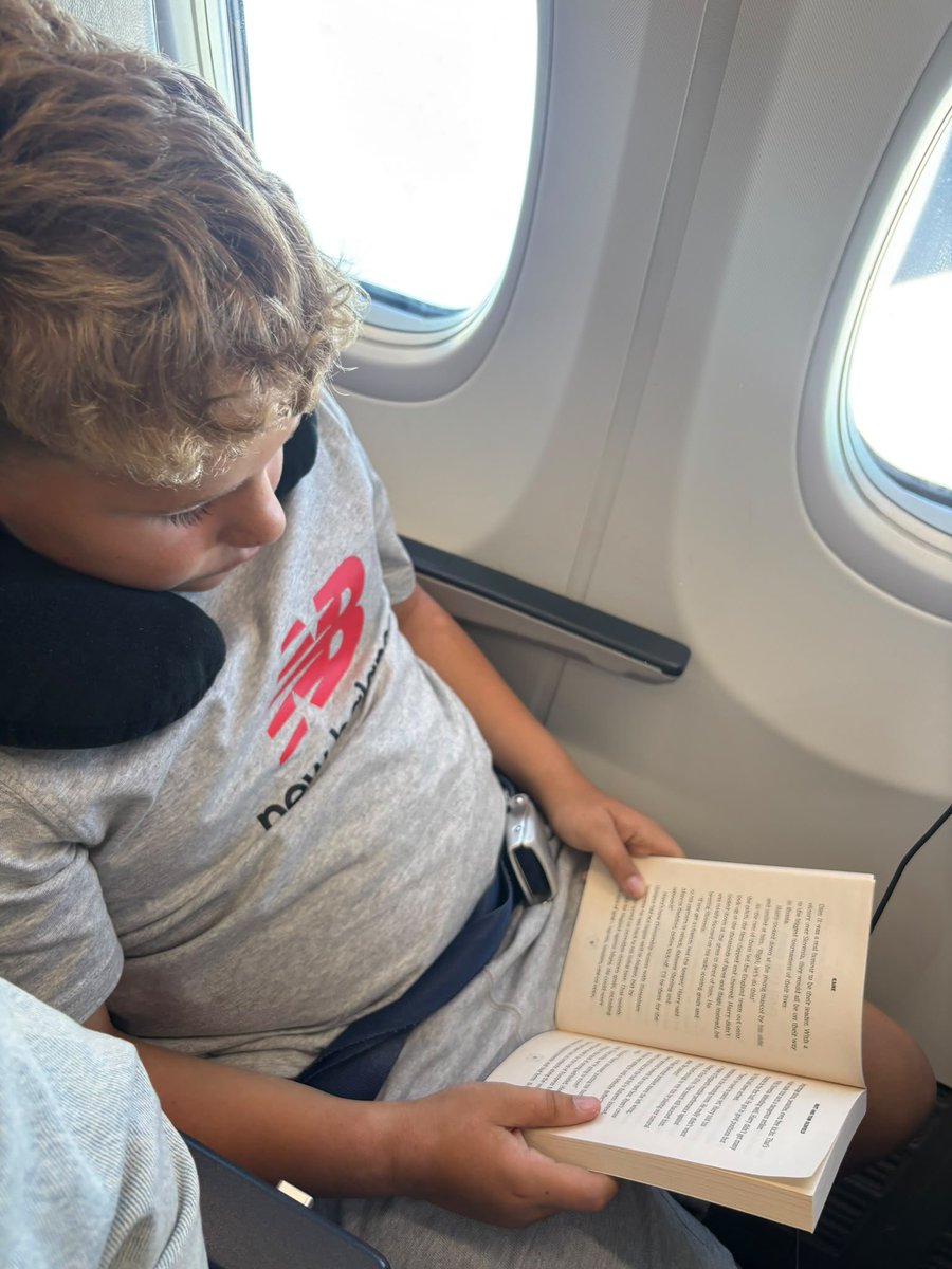 ApRoPrimary's tweet photo. Arthur from year 5 enjoys reading about football &amp; sports players. He’s taking his book on holiday and reading on the plane - what’s your favourite place to read?
#RoebuckReads 📚 https://t.co/zRsgoZRlxS