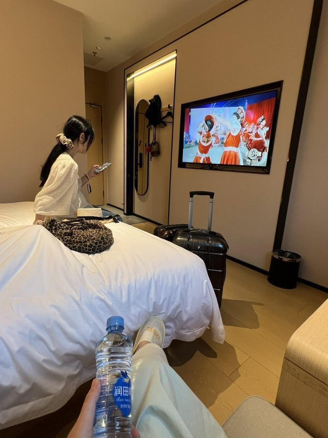 treythomas829's tweet photo. 跟00后小奶狗也是 见上面了呢  #上海  #女仆 #女菩萨 https://t.co/X4iLMIVIjO