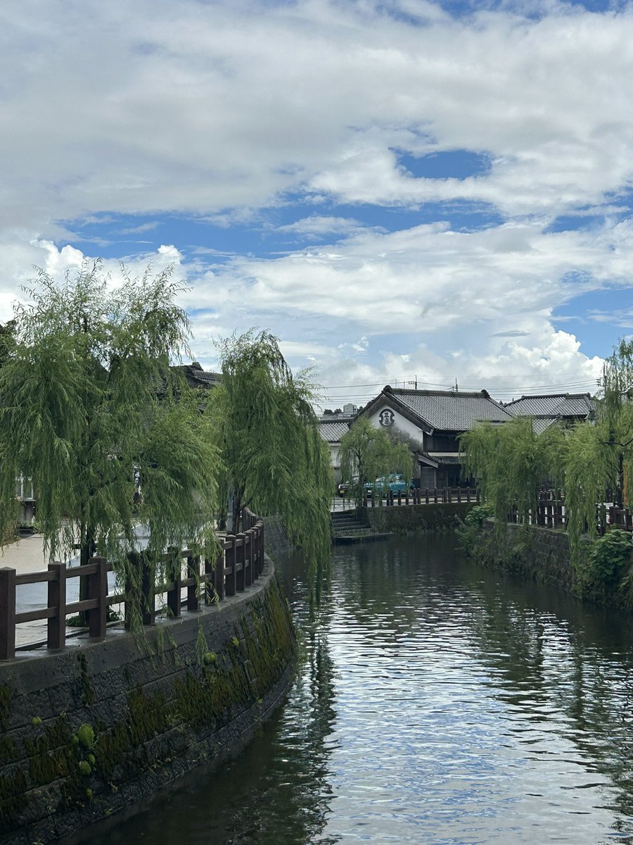 mafujifu's tweet photo. 今日は、義母の弟の墓参りに佐原まで行ってきました🚗そして、義母がチャレンジしたいというので、初鰻重を食べに！！美味しい😋と満足してました😃その後、少し観光してきました〜墓参りには行くけど、久しぶりの観光楽しかったです！！ https://t.co/jGv6XZfX5b