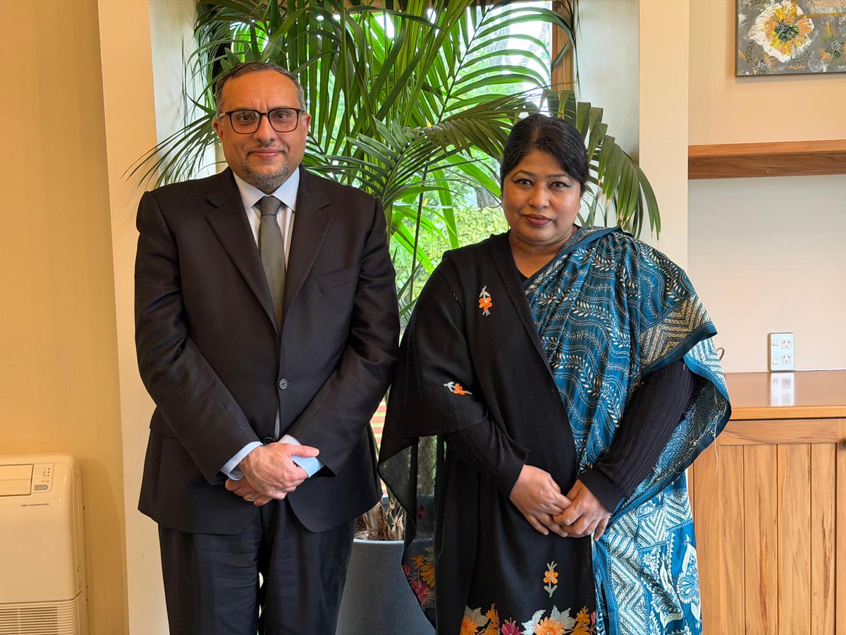 PakinNewZealand's tweet photo. On the occasion of #YoumeAzadi, doubly pleased to extend a very warm welcome to Her Excellency Samina Naz @SaminaNazRupa, the first High Commissioner Designate of Bangladesh to New Zealand @PakinNewZealand. 🇵🇰 & 🇧🇩 are brothers, friends and partners.  Wish her the very best in her new assignment, and look forward to working closely with her to achieve shared objectives  
@ForeignOfficePk @epwing_official @PkPublicDiplo @RadioPakistan @radionz