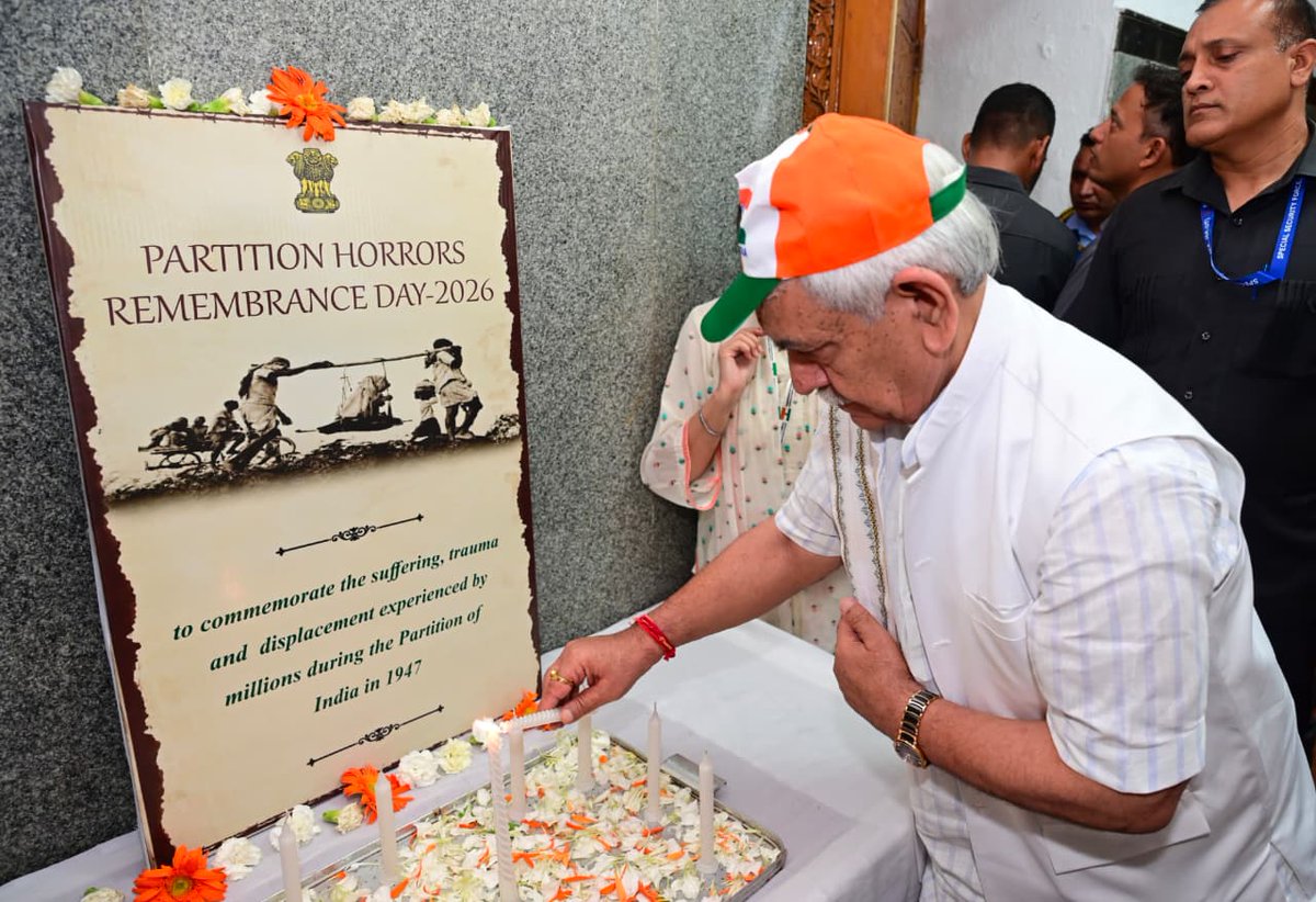 manojsinha_'s tweet photo. Today, I attended 'Partition Horrors Remembrance Day' event at Tagore Hall, Srinagar. Paid heartfelt tribute to victims of partition, recalled their sacrifices, and urged everyone to foster unity, peace and national integration. Let us all dedicate ourselves to building a stronger and more prosperous Bharat.