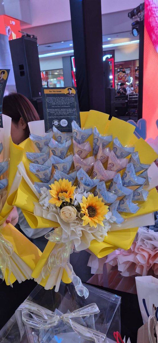 PH_MooYors's tweet photo. Here's Philippines MooYors Support Project for YinWar's Police in Love - Merit Ceremony & Press Conference. ❤ @yinyin_anw @warwanarat 

We may not be there in person to cheer but sending you our warm thoughts and support from the Philippines, we are very proud of all of you 🙏❤️ we love you!🎉👏😗 

Thank you to fellow fans as well: 
@YinWarLism @ppmxxx_ @protectjiujiu @httpyinyinwar @keikiks55555555 @mochienlove @maru_seiya
@yinwar_hevs @thraeximdet @gcfyinwar
@jownfts @chinkychinggu

Special Thanks to @AppleSoGoodGift for always helping and taking care of our requests all the time. ขอบคุณมากค่ะ 🙏❤️

PIL PRESS AND PRAY
#วันของที่รักสารวัตรเธียร์ 
#หยิ่นวอร์ #yinyin_anw #warwanarat YINWAR