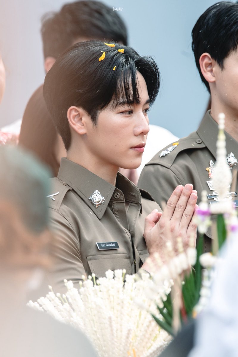 doubleminee's tweet photo. ☀️

🌼🙏🏻

: ☻ #warwanarat @warwanarat ･ﾟ

PIL PRESS AND PRAY
#วันของที่รักสารวัตรเธียร์

 ｡:ﾟ #dbmsnapp☺︎︎☻︎ https://t.co/bFSlkBzfRI