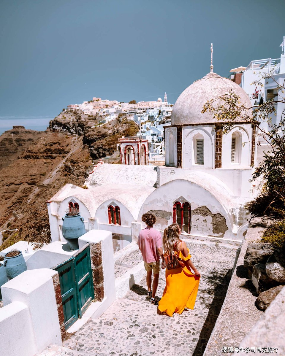 Tritaaar's tweet photo. Spent the sunset chasing at Santorini’s Oia, sipping local wine while the white buildings turned golden pink—this view’s way better than any travel reel! https://t.co/qbTv5yKZ9n