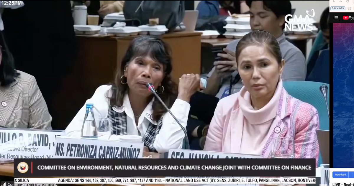 gmanews's tweet photo. ‘AYAW PO NAMIN UMALIS DOON DAHIL NANDOON ANG BURIAL GROUND NG MGA NINUNO NAMIN’

Muling nanawagan si Petroniza Capriz-Muñoz, chieftain ng Sitio Sapang Kawayan sa Tarlac, na huwag silang ilipat o paalisin sa kanilang lugar sa gitna ng planong pagtatayo ng Pax Silica initiative. Aniya, naroon ang burial ground ng kanilang mga ninuno, na mahalaga sa kanilang komunidad.

Panoorin ang livestream: https://t.co/OnwT3Tuicp
