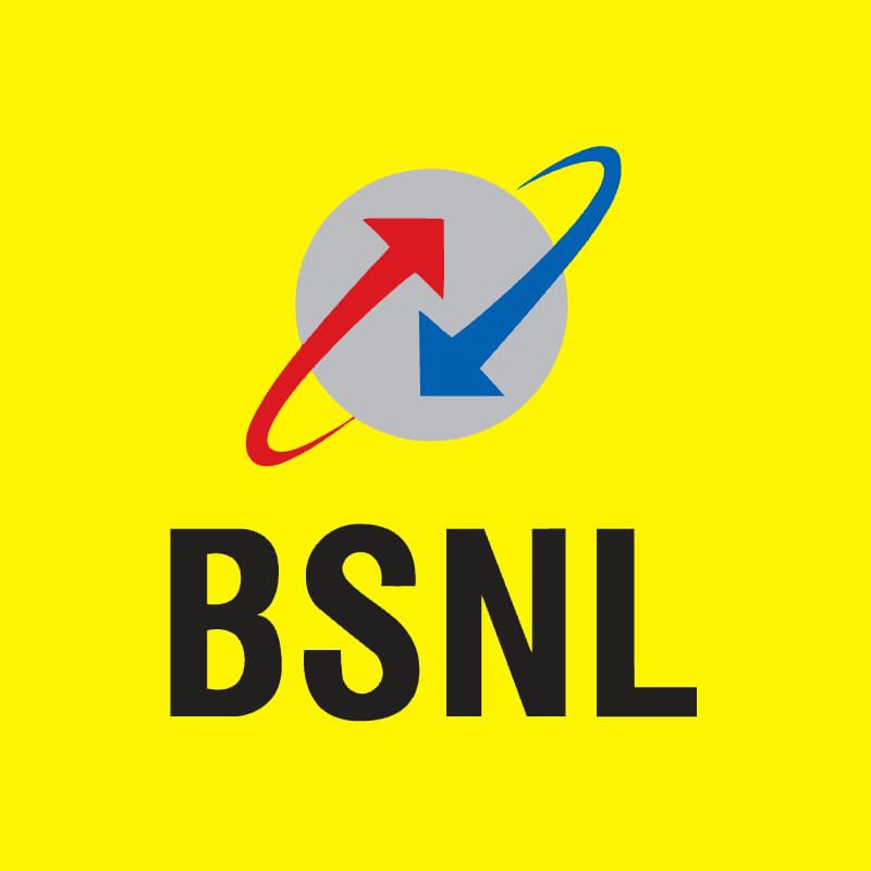 ShivrajXind's tweet photo. Airtel ने जैसे ही रेट बढ़ाए BSNL ने मात्र 1 रुपए में सिम देने की घोषणा कर दी है! यह सुविधा 12 अगस्त से लेकर 12 सितंबर तक रहेगी! इसमें 24 दिनों तक रोज 1जीबी डाटा और अनलिमिटेड कॉल की सुविधा मिलेगी!

इसके अलावा BSNL 15 अगस्त के अवसर पर सेटेलाइट फोन सेवा भी लॉन्च करने जा रही है! BSNL अपनी मौजूदा सेवाओं को अपग्रेड करना चाहती है!

अगर BSNL अपने नेटवर्क पर काम कर ले तो सबसे ज्यादा ग्राहक इसी के होंगे! ग्रामीण क्षेत्रों में BSNL के नेटवर्क ही नहीं आते इसीलिये ये कंपनी पिछड़ रही है!