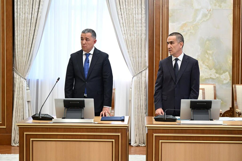 GOVuz's tweet photo. Hududlarda yoqilgʻi-energetika sohasidagi ishlarni tizimli tashkil etish vazifalari belgilandi
https://t.co/0x21nTKSsT
Prezident Shavkat Mirziyoyevga “Yangiyoʻl tajribasi” asosida hududlarda isteʼmolchilarni yoqilgʻi-energetika resurslari bilan barqaror taʼminlash, energiya... https://t.co/G0f57lDp09