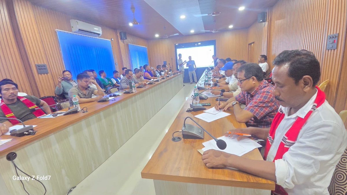 TilakDoley72639's tweet photo. Yesterday, on 13 August 2026, I attended an important meeting at the Administrative District Office in Lekabali, Lower Siang district, convened by AdiSU and ABKYW, along with representatives of TMPK, the Galo Welfare Society, GYO, Galo Students’ Union and ALSDSU. https://t.co/kbMhjt9GY8
