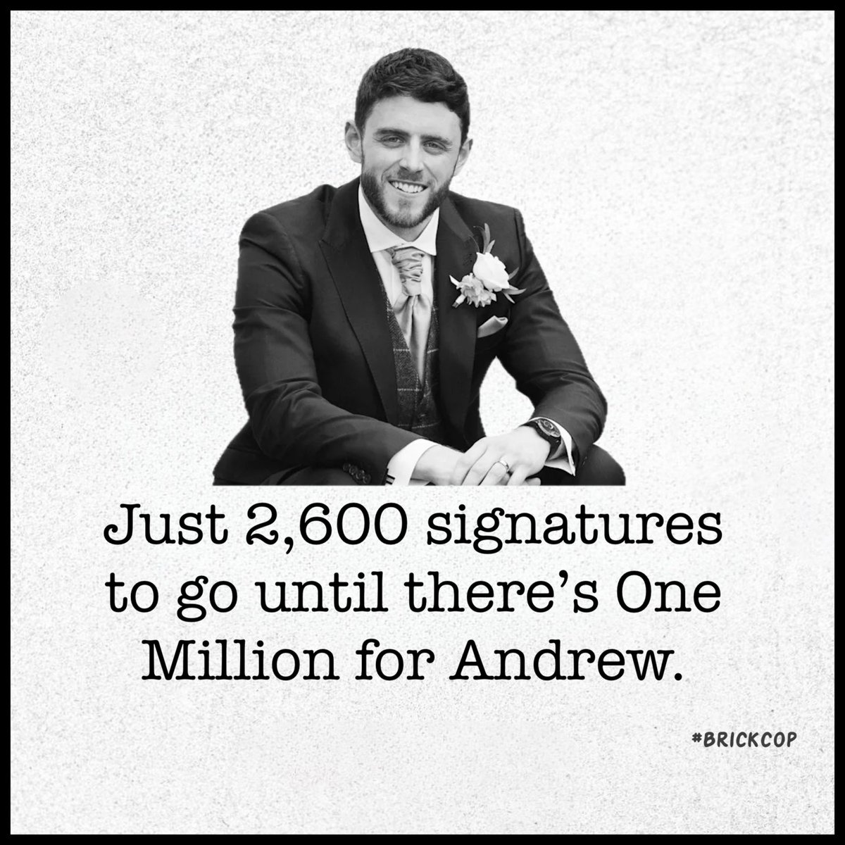 Brick_Cop's tweet photo. Good Morning to the 2,600 of you who will take this petition to 1,000,000.

Good Morning too, to the 997,400 of you who have got it this far.

Good Morning also, to the Prime Minister who still hasn’t confirmed how PC Harper’s killers will be staying in prison…

#ThinBlueLine 🚨 https://t.co/6Bg03pMaPa