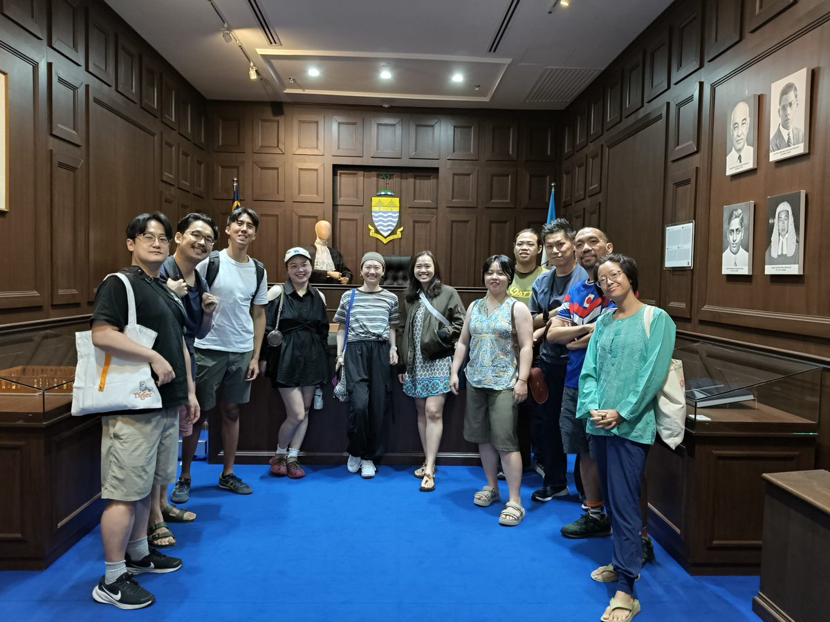 GeoffreyChia's tweet photo. It's always nice to be part of the gathering with friends and publishers in Penang. https://t.co/i27TMhx1kR
