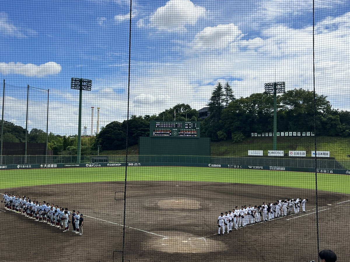 Norifumi_Nishio's tweet photo. 近大4-4巨人

◇マイガンの最速(ストライク率)
巨人
千葉(21 旭川明成)144(60.8%)▲
グズマン(20 エリアス・ロドリゲス高)142(36.7%)▲
吉村(22 明徳義塾)141(52.6%)▲
鈴木(20 横浜創学館)142(63.6%)
吹田(19早 弘前学院聖愛)143(66.7%)

近大
宮原(4 崇徳)151(63.2%)
有方(3 近大付)149(66.7%)
増田(3 履正社)142(72.7%)▲
森(4 東洋大姫路)145(59.5%)

◇本塁打
巨人：竹下(20 明徳義塾)

◇三塁打
巨人：中田(22 東欧義塾)

▲は左。
年齢は2026年の満年齢。早は早生まれ。

近大が7回に4点を先制するも、巨人が9回に竹下の3ランで追いつき引き分け。
宮原は5回を被安打2、3四球、3奪三振、有方は1回を被安打1、1四球、1奪三振でともに無失点。