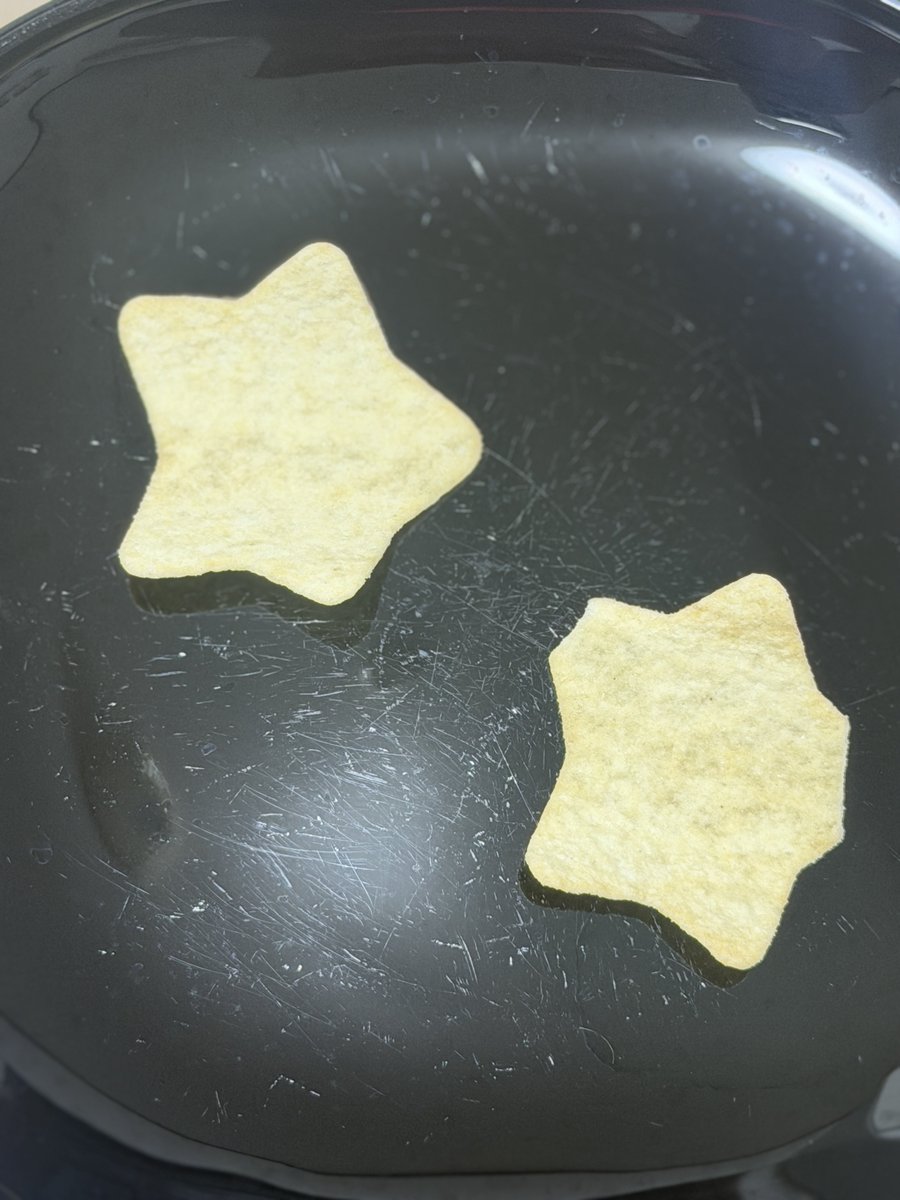 TentokaiteAMA's tweet photo. 旧パケ��リスプ

ちょい欠けてるけど⭐️が2個あるから
きっといい事ある、よね

申し込み��当たりますように👏

#SnowMan 
#ALLSUITE
#AMENITY_6thAL https://t.co/DXrQN9LEB7