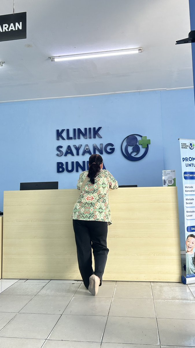 marsyakrn's tweet photo. rasanya kyk sakit covid, makan apapun rasanya pahitt https://t.co/jls6tCO9vj