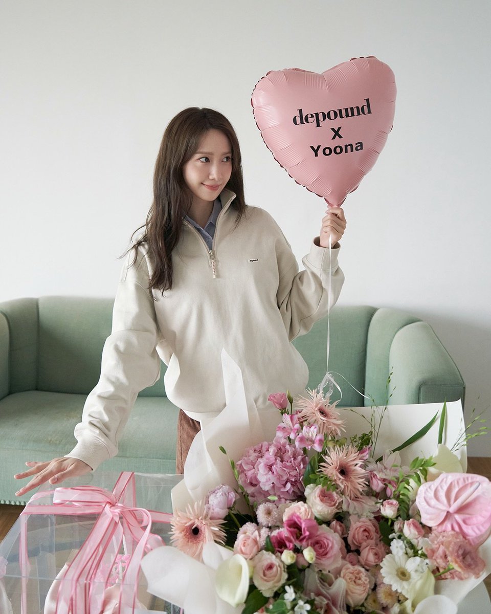 mystarmyangel's tweet photo. [260814-LIMYOONA__OFFICIAL 1/4] _
드파운드와 함께한 광고 촬영 비하인드📸

#임윤아 #LIMYOONA @/yoona__lim
#limyoona__official #드파운드

https://t.co/5ykTx7MU0N

#임윤아 #LimYoonA #윤아 #YoonA https://t.co/43ekm6cALo