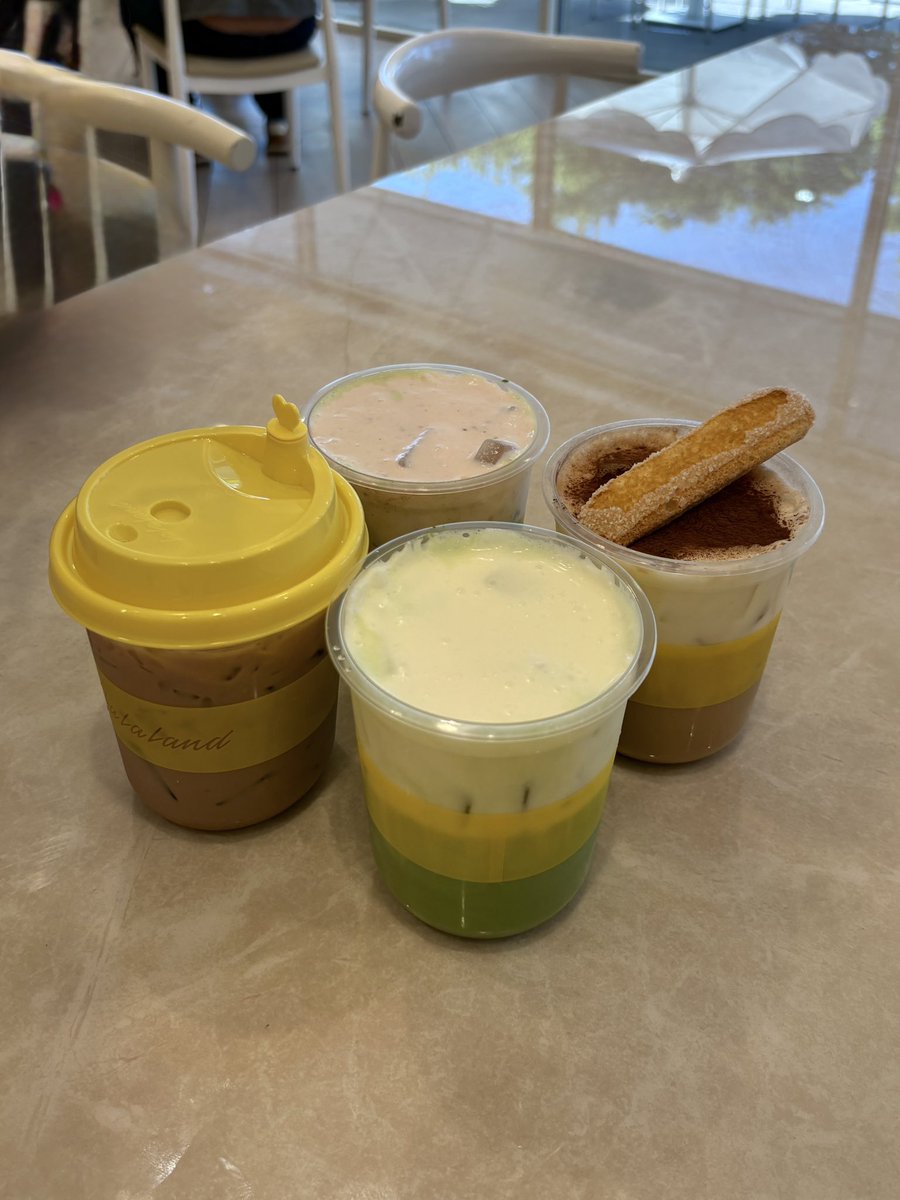 stardial's tweet photo. 08/13 matcha unemployed me. in&amp; out yummmmmm and la la landddddd cafe https://t.co/0r6hew0UGm