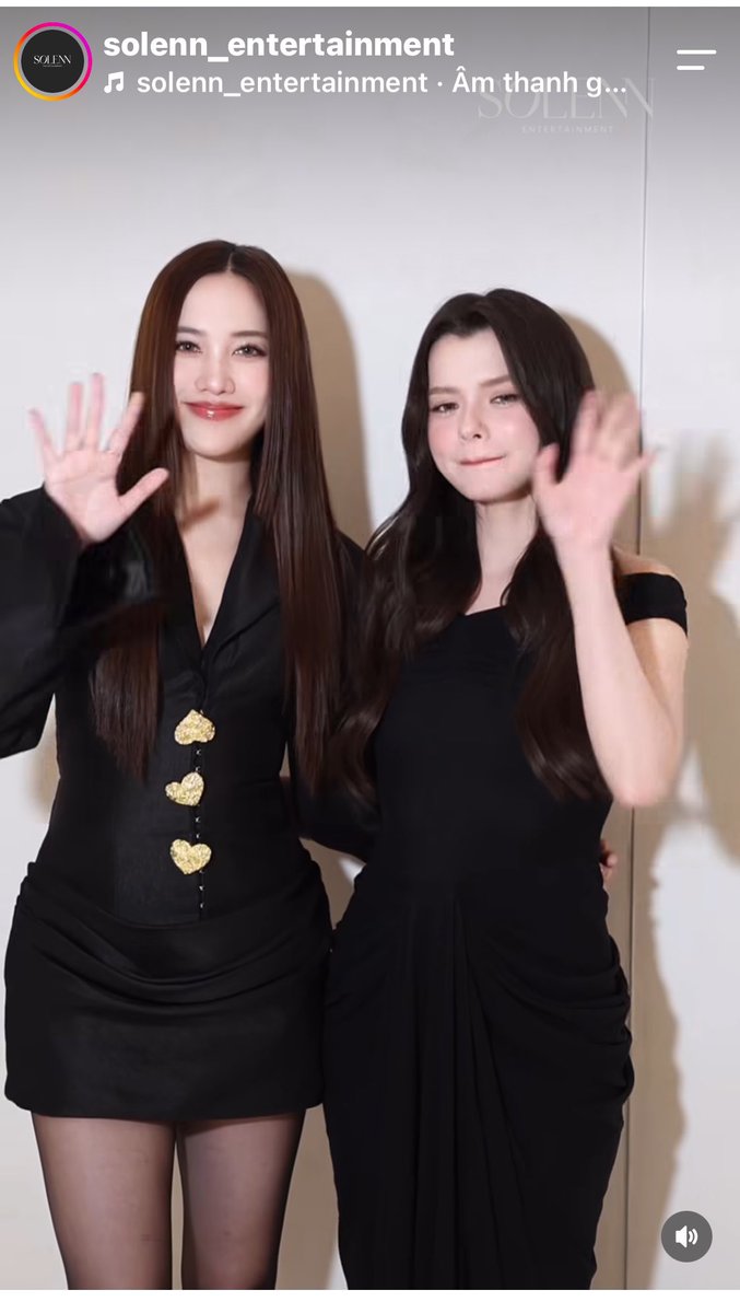 JerryChanz99's tweet photo. "Stay with us and be part of every chapter."🤍

#แถลงข่าวเปิดตัวPROJECTDUOONE
#PROJECTDUOONExFreenBecky
#ฟรีนเบค #FreenBecky https://t.co/3IehvnYL82