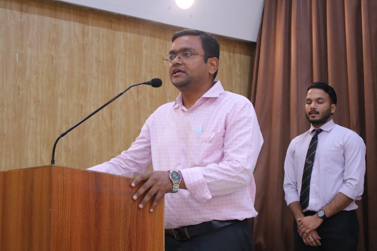 GNIOTCollege's tweet photo. GNIOT MBA Institute organised an insightful Orientation Programme for final-year MBA, BBA & Integrated MBA students. Mr. Ravikant Upadhyay, Bajaj Life Insurance, shared valuable industry insights to strengthen students’ skills and career readiness.
#GNIOTMBA #OrientationProgramme https://t.co/d2CM7gFzp4