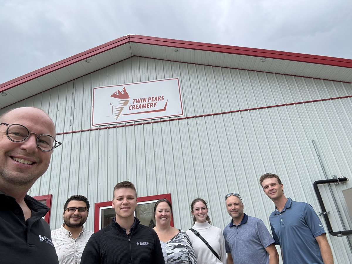 jhshirley's tweet photo. New client for @rivercity_ltd Twin Peaks Creamery near #YXE. Locally made amazing ice cream and other farm products including vegetables, meats, and my new favourite…dill pickle beer sausage?!!! This warranted a staff “research” outing. Check them out just north of the city!! https://t.co/Q5KEDctSCA