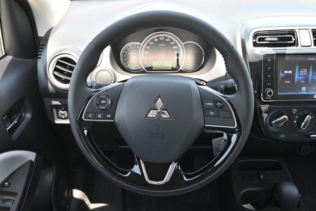 SaharaMotors's tweet photo. 📷2026 Mitsubishi Attrage GLX Premium 1.2L Automatic📷

Meet the 2026 Mitsubishi Attrage GLX Premium, a practical and economical sedan offering smooth performance, comfort, connectivity, and safety.

📷 WhatsApp: https://t.co/uvXpsB9OrG

#Mitsubishi #MitsubishiAttrage #AttrageGLX https://t.co/t5t8LV3CtD