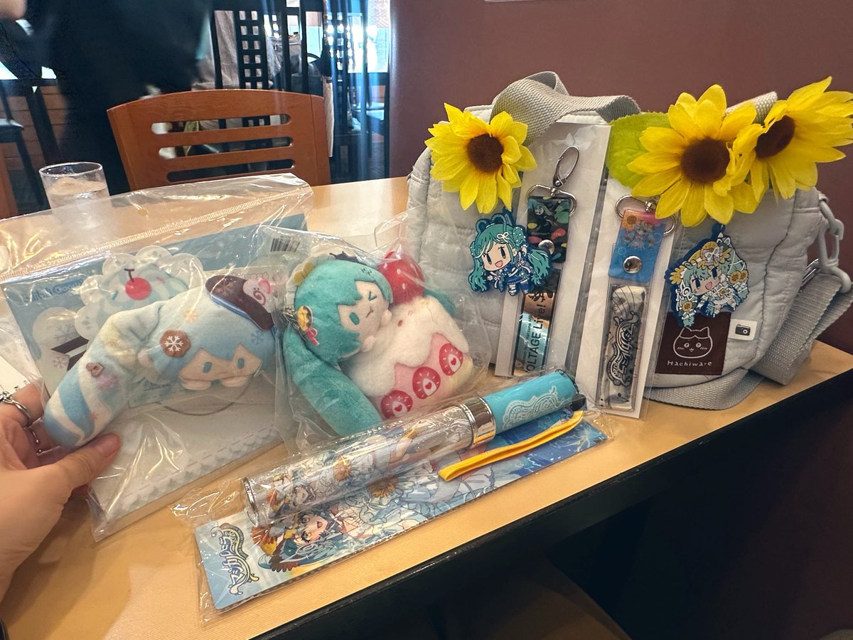 futaha_'s tweet photo. 今年也是マジカルミライ🫡✨！！！！ https://t.co/qHlozxRXOF
