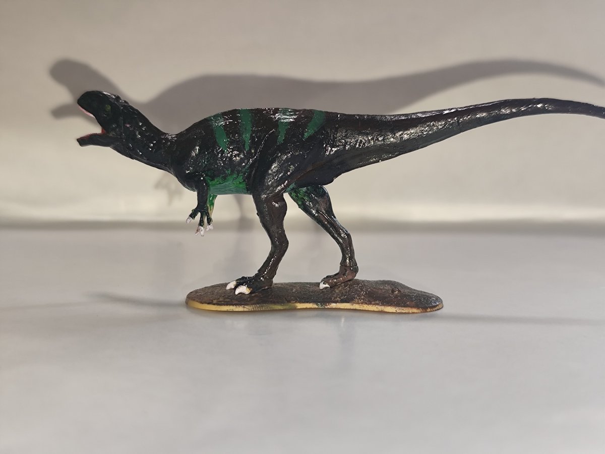 Akikan_1981's tweet photo. とりあえず塗ってみた🦖

#恐竜 #フクイラプトル #タミヤ https://t.co/2eSfBY4kem