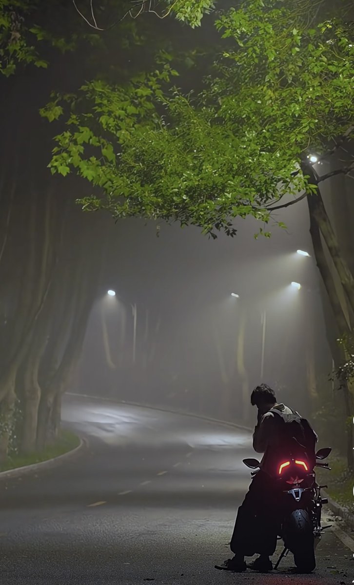 Emma40315967's tweet photo. Just discovered a hidden indie track that hits different—soft guitar + raw vocals = perfect vibe for tonight’s chill walk. https://t.co/UBDqqhN8wX